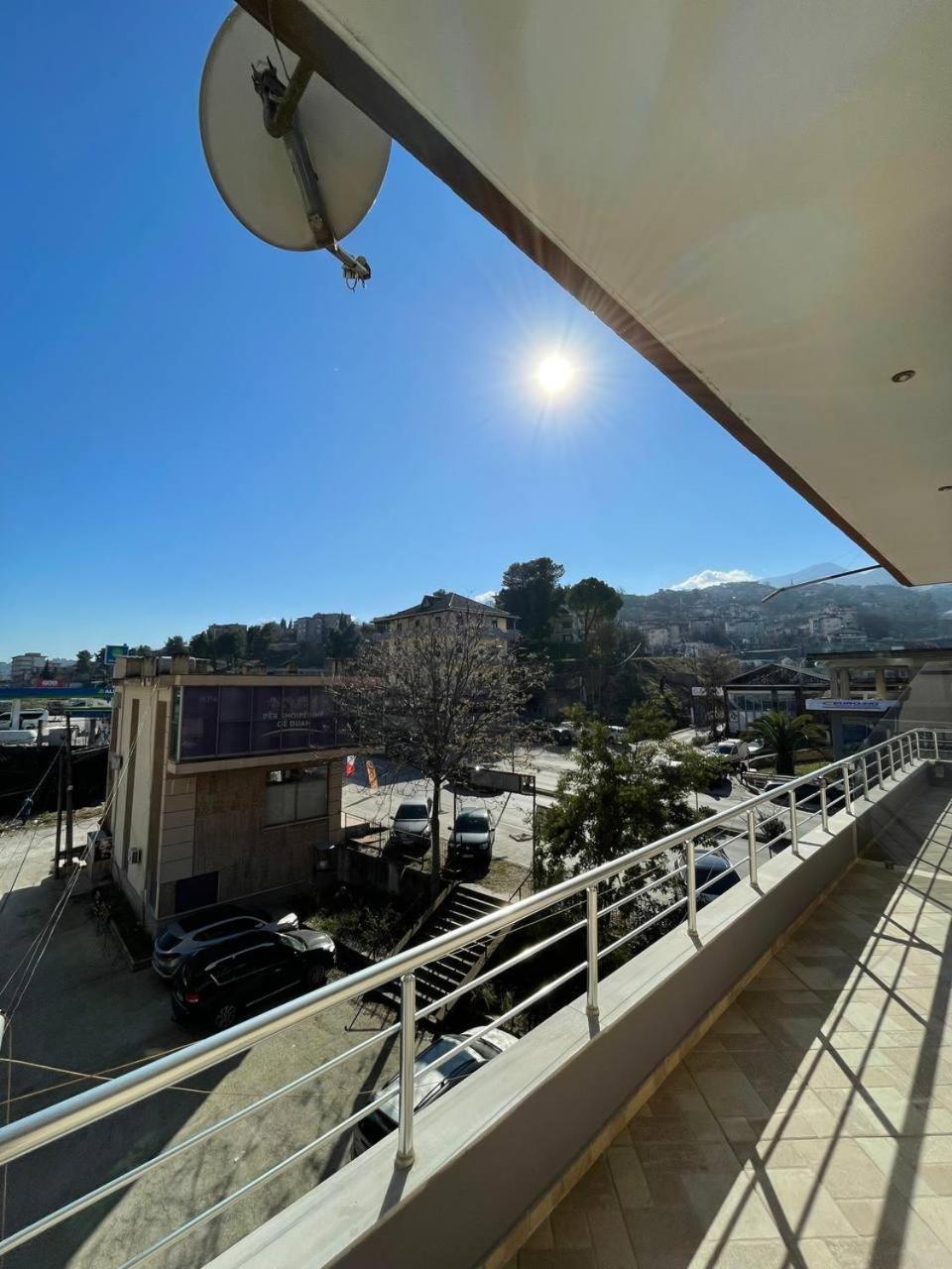 Bora Hotel Gjirokastër Exterior foto