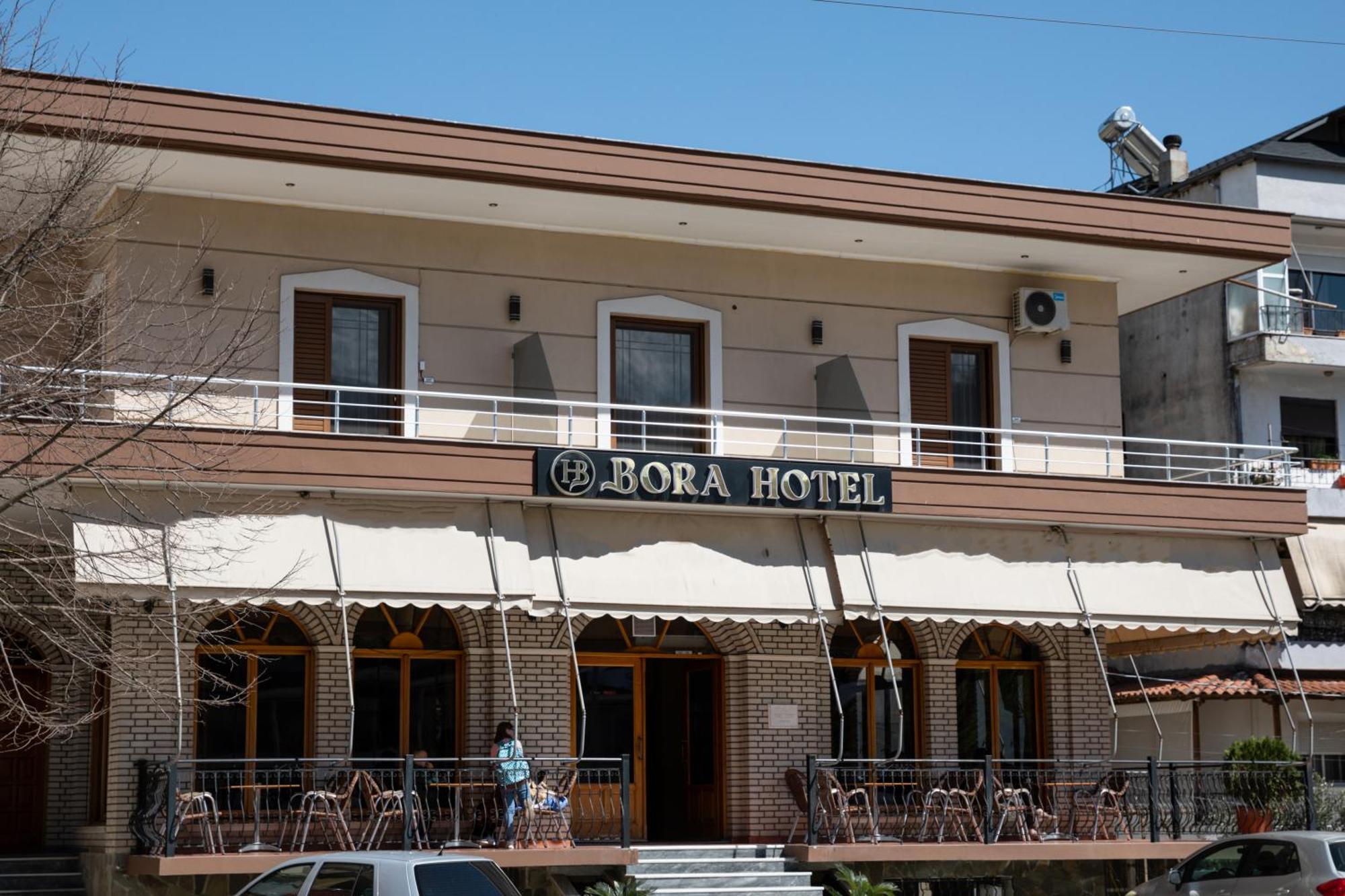 Bora Hotel Gjirokastër Exterior foto